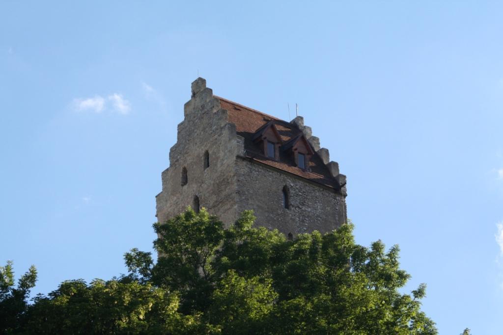 Pod Hradom Restaurant & Pension Topoľčany Zewnętrze zdjęcie